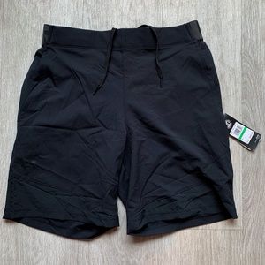 Mens Under Armour shorts Black size L